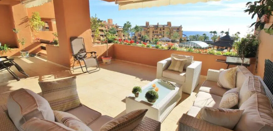 Apartment for sale in Estepona