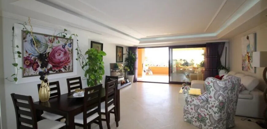 Apartment for sale in Estepona