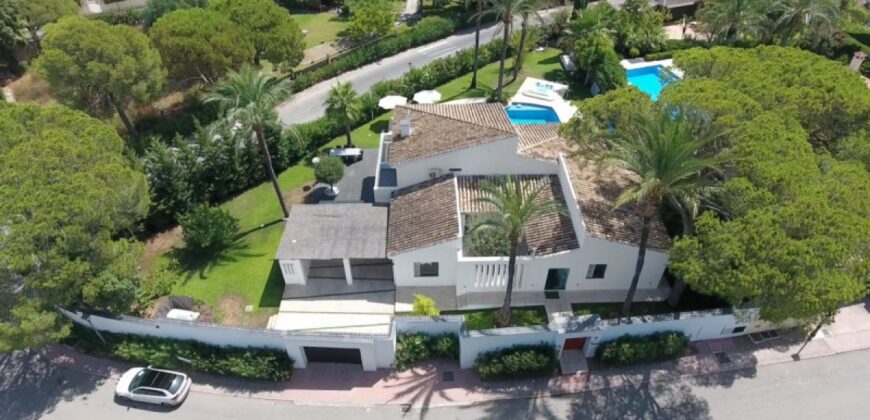 Modern 5 bedroom Villa in Nueva Andalucia