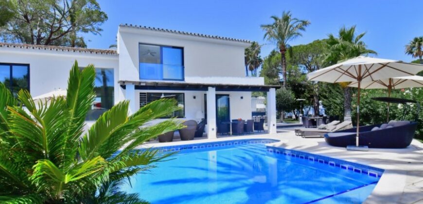 Modern 5 bedroom Villa in Nueva Andalucia