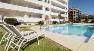 Front line beach apartment in Puerto Banus