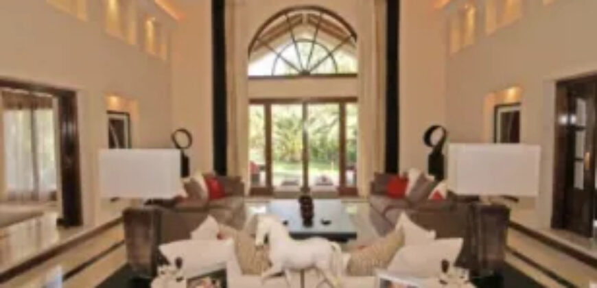 Stunning 6 Bedroom Villa Front Line Golf