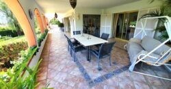 Charming large 4 bedroom villa in Las Brisas with panoramic views of La Concha