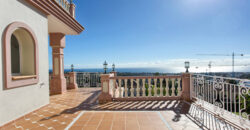 Spacious 8 bedroom villa with panoramic spectacular views of the Mediterranean