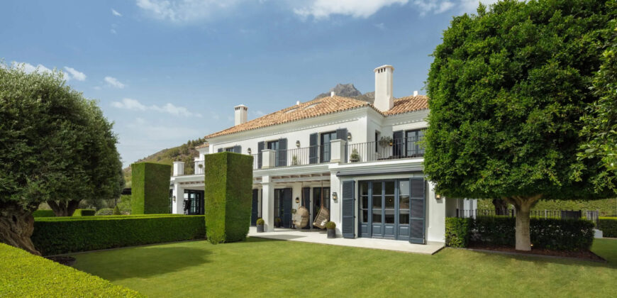 Elegant luxury villa located in the most exclusive area of Marbella