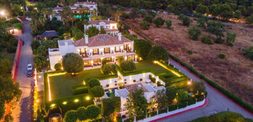 Elegant luxury villa located in the most exclusive area of Marbella