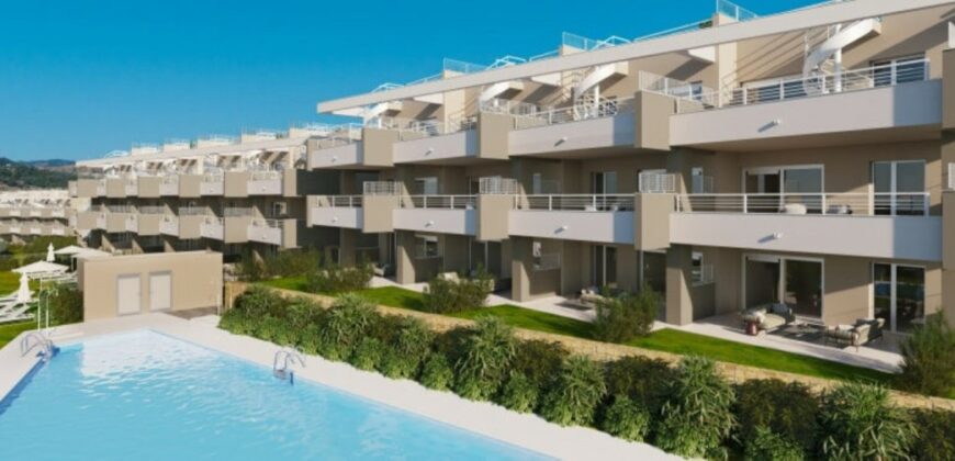 Sunny Golf – Bright, Spacious Homes Estepona