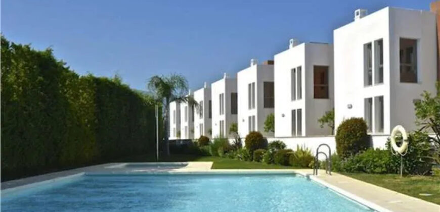 Modern Townhouse For Sale In Marbella With Beautiful Views