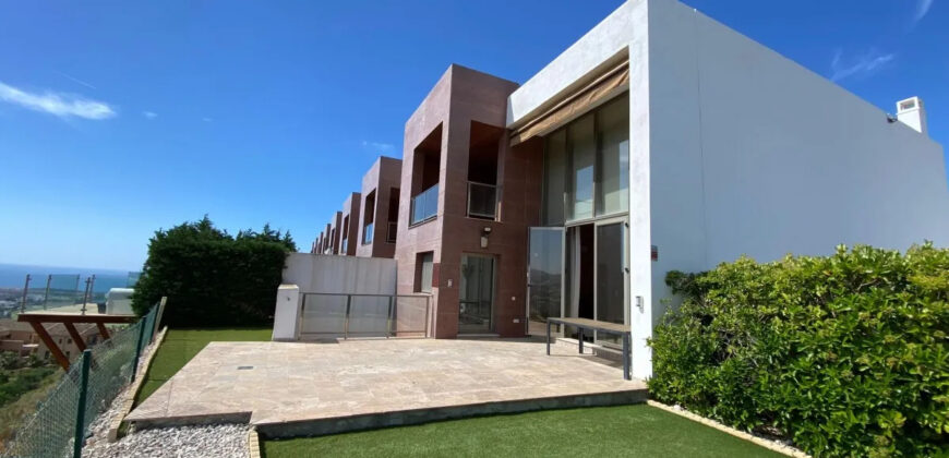 Modern Townhouse For Sale In Marbella With Beautiful Views