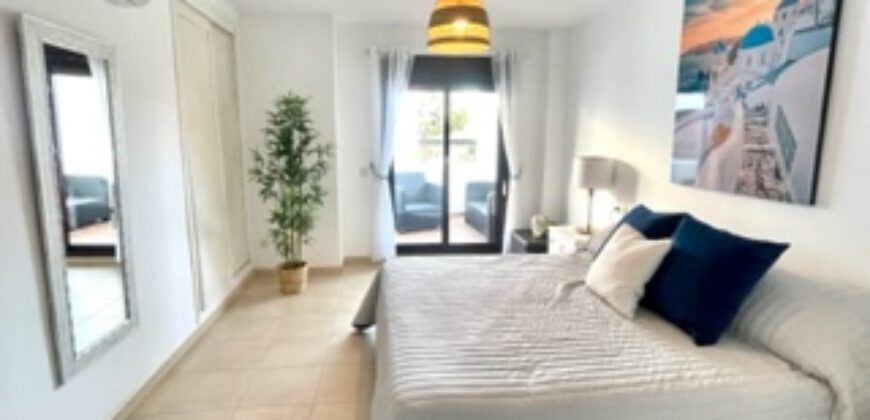 Spacious 2-Bed Apartment Steps from Aloha’s Vibrant Scene and Moments from Puerto Banus