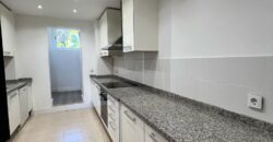 Spectacular middle floor apartment completely remodeled and professionally designed