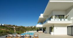 Luxury Living in La Resina Golf