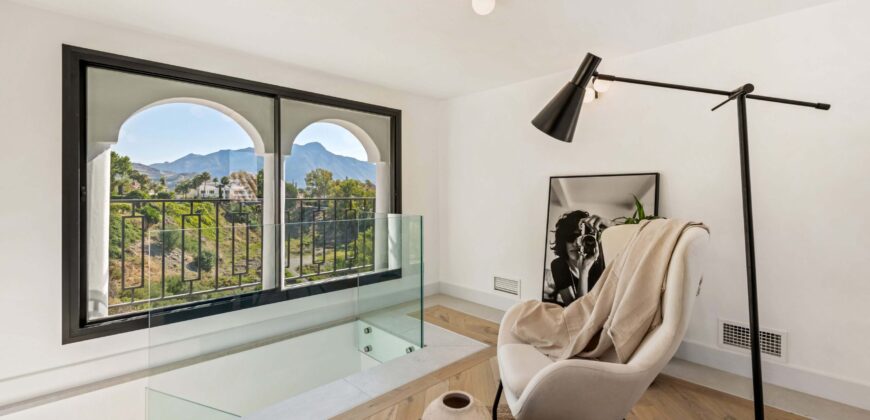 Fully Renovated 5-Bedroom Villa with Spectacular Views in Monte Halcones