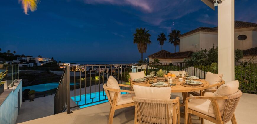 Fully Renovated 5-Bedroom Villa with Spectacular Views in Monte Halcones