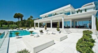 Wow factor villa located in the best area in Marbella