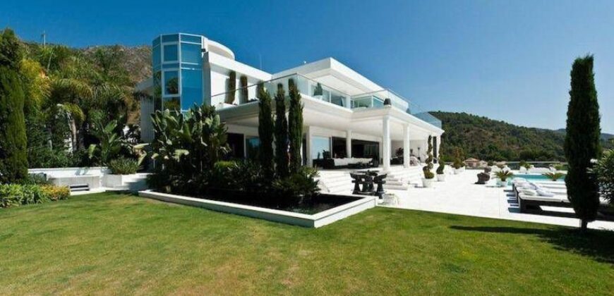 Wow factor villa located in the best area in Marbella