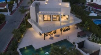 A Must-See Villa For Sale in Marbella: Luxury Redefined