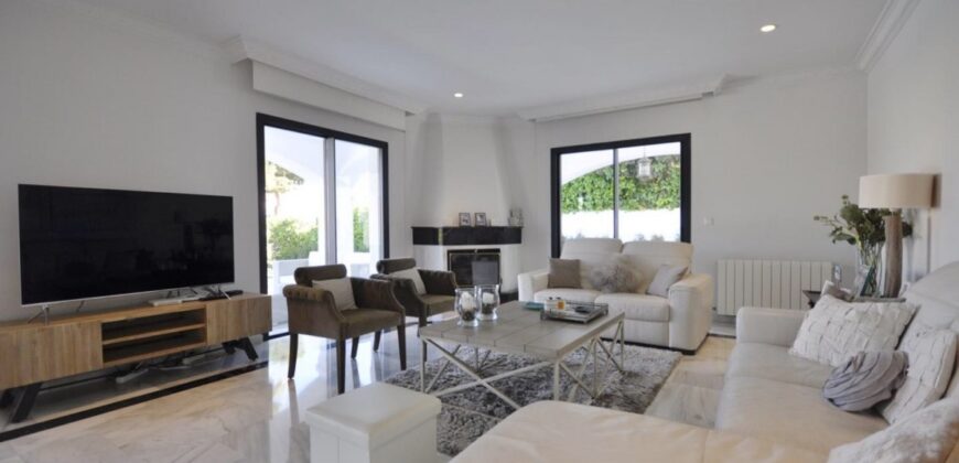 Modern Villa located close to all amenities