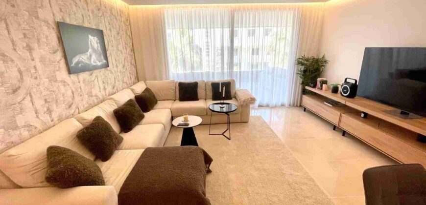 Modern Holiday Apartment Located in Puerto Banus, Marbella