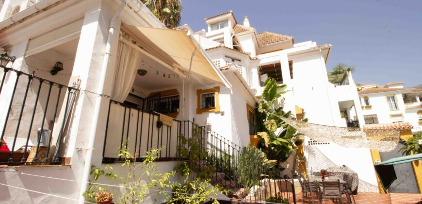 Exclusive 3-Bedroom Property for Sale in Los Monteros