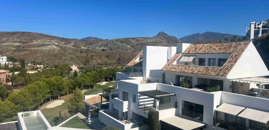 Luxurious Duplex Penthouse in Los Flamingos Marbella