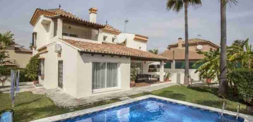 Coastal Family Villa Near Puerto Banus