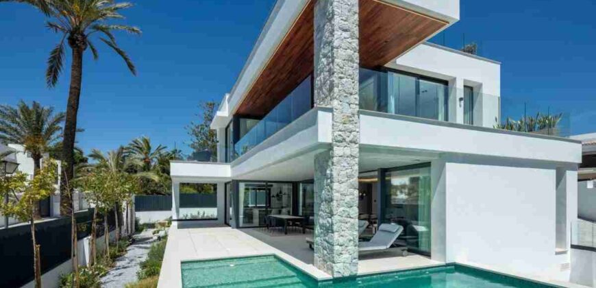 Luxury Villa for Sale in Marbella East – Marbesa 203