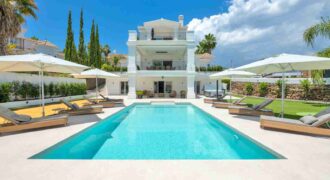 Exquisite Villa in Los Naranjos