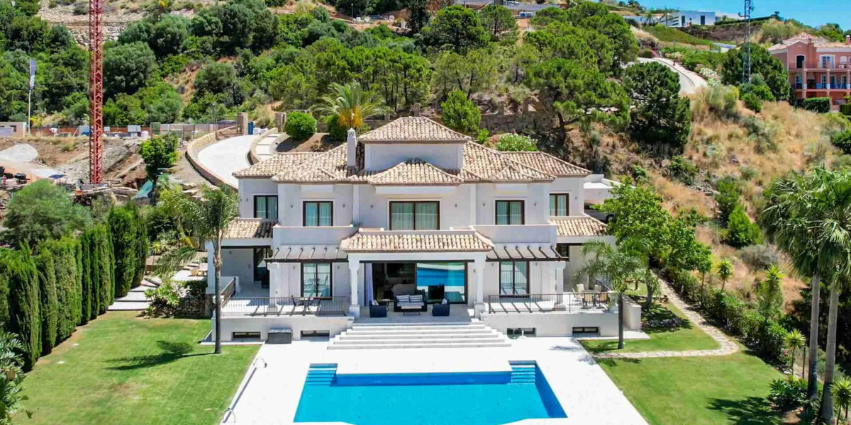 Stunning 6-bed Villa: Monte Mayor Country Club Marbella