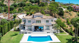 Stunning 6-bed Villa: Monte Mayor Country Club Marbella