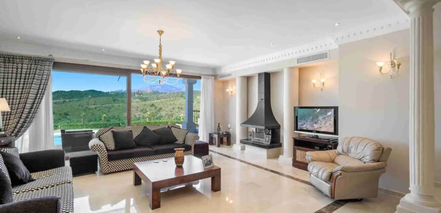 Stunning 6-bed Villa: Monte Mayor Country Club Marbella