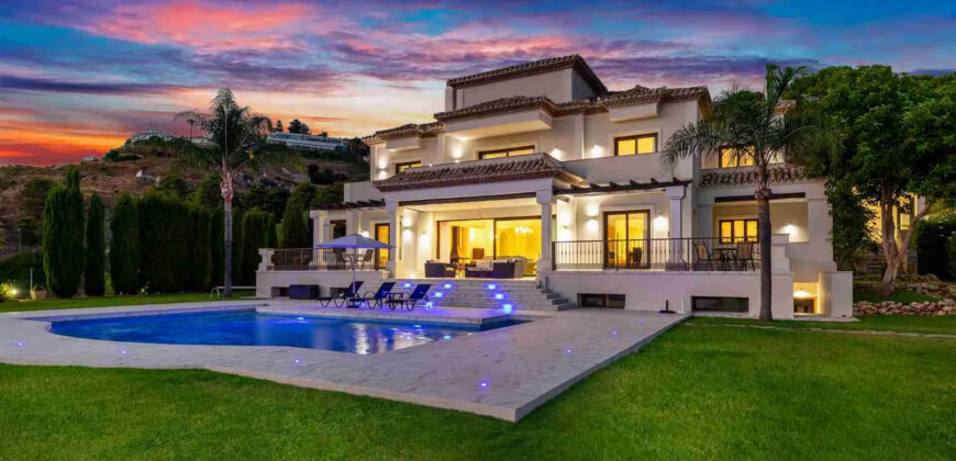 Stunning 6-bed Villa: Monte Mayor Country Club Marbella