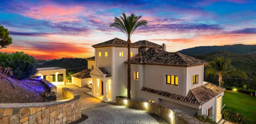 Stunning 6-bed Villa: Monte Mayor Country Club Marbella