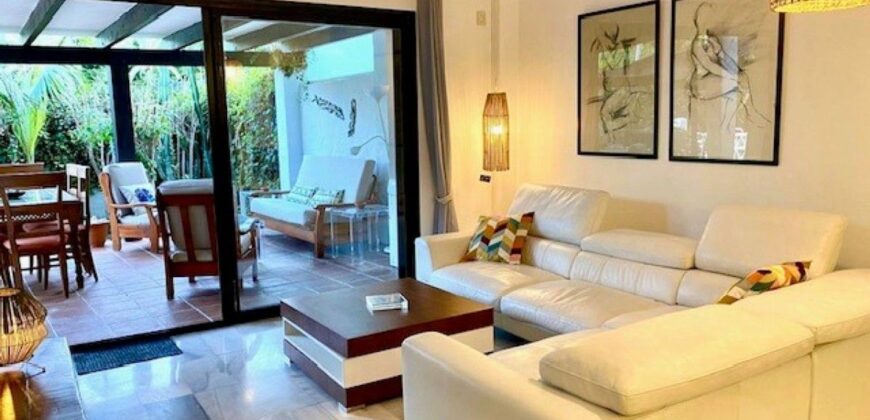 Beautiful 3 BED APARTMENT for Long Term Rent in Jardines Del Puerto, PUERTO BANUS