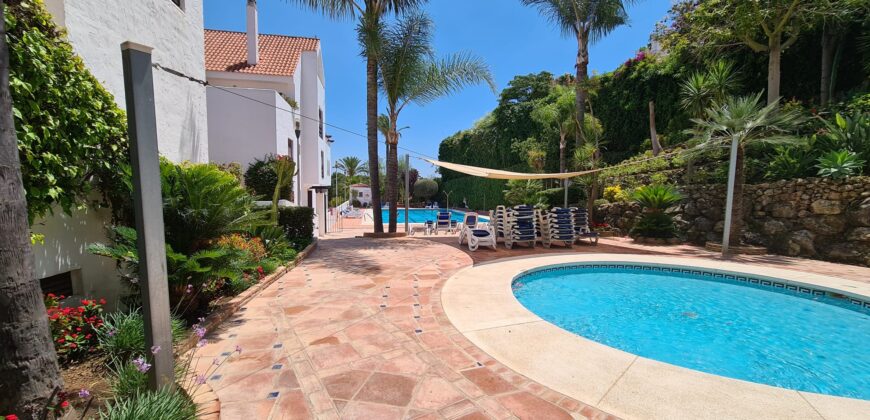 Long-Term Rental: Spacious 2-Bedroom Apartment in La Maestranza, Aloha, Prime Marbella Location