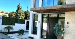 **Stunning Modern Villa in Monte Biarritz**